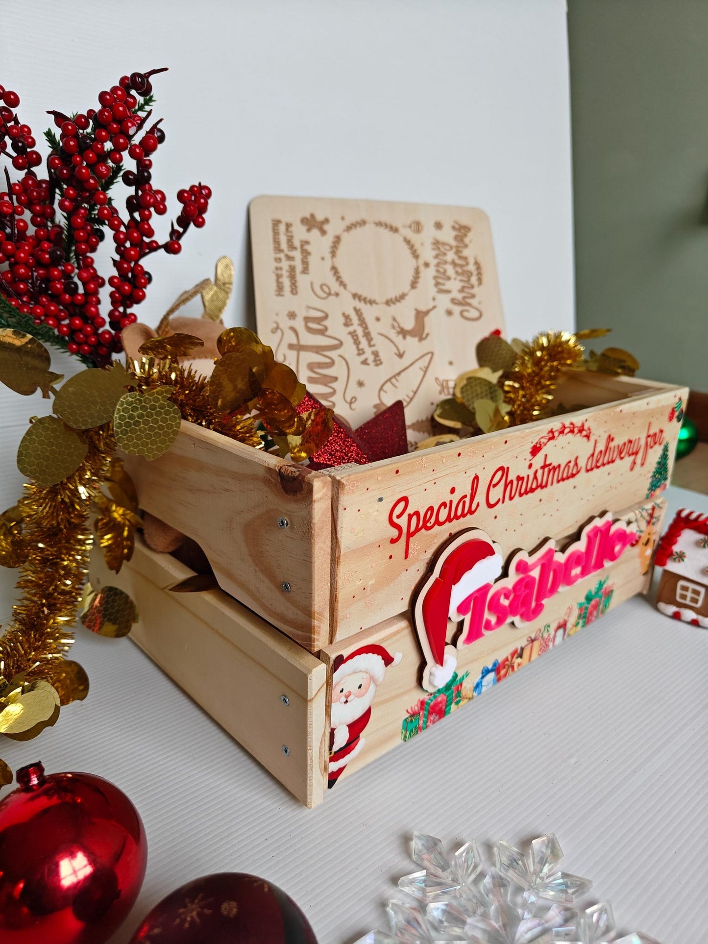 Personalised Christmas Crate | Wooden Santa Crate for Familie
