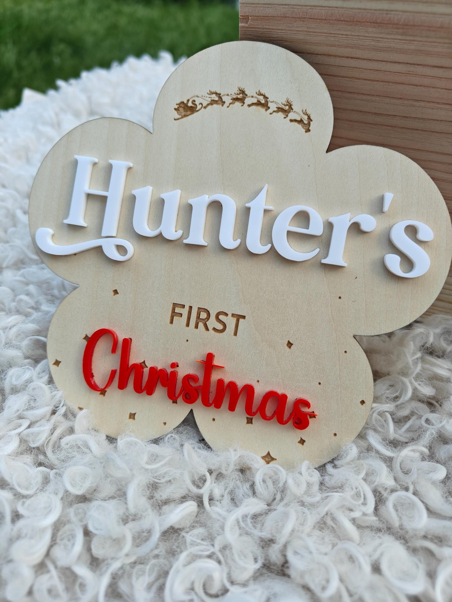 My first Christmas plaque | Baby’s First Christmas Ornament -Daisy