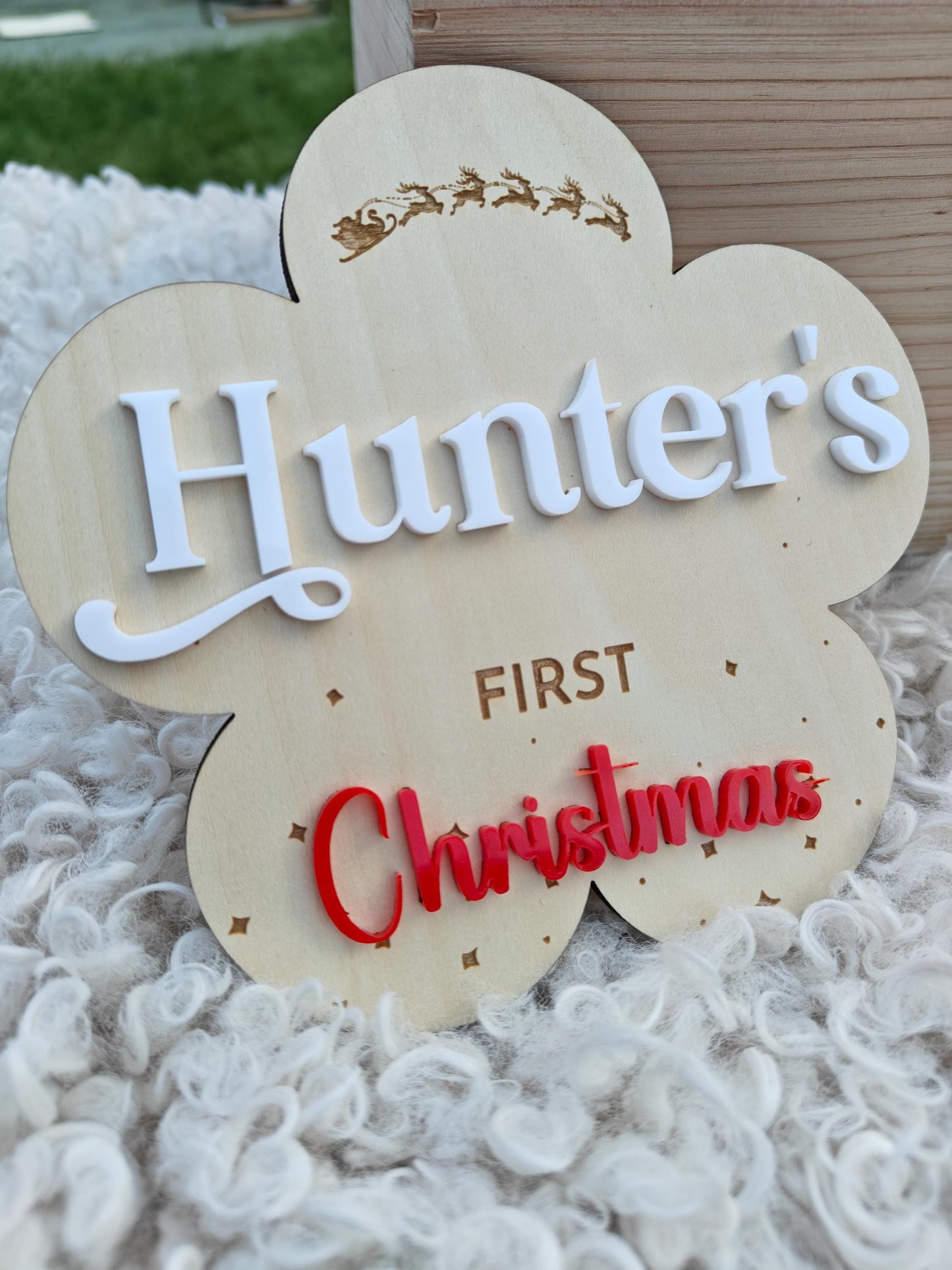 My first Christmas plaque | Baby’s First Christmas Ornament -Daisy
