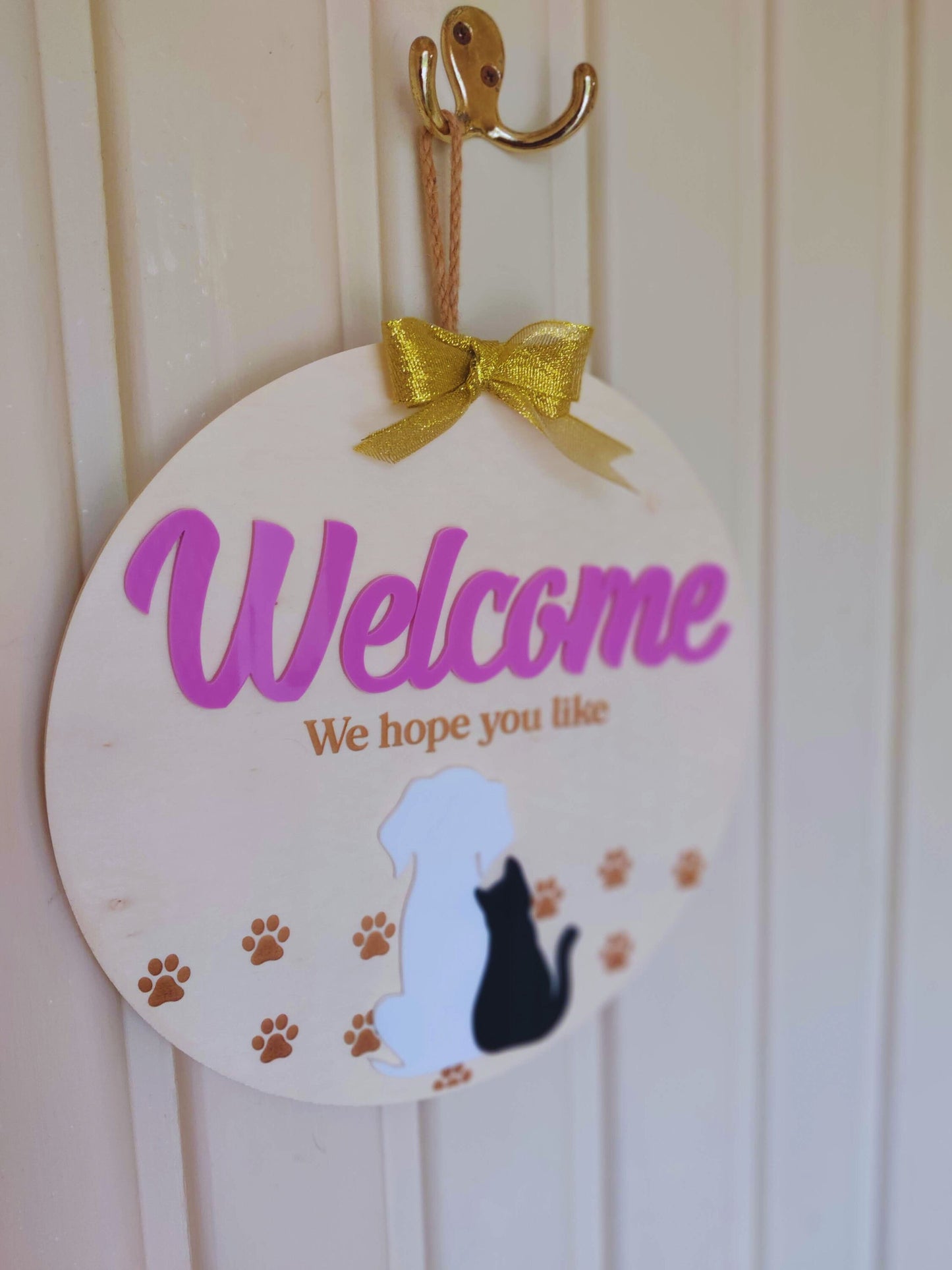 Welcome sign for the pets family!